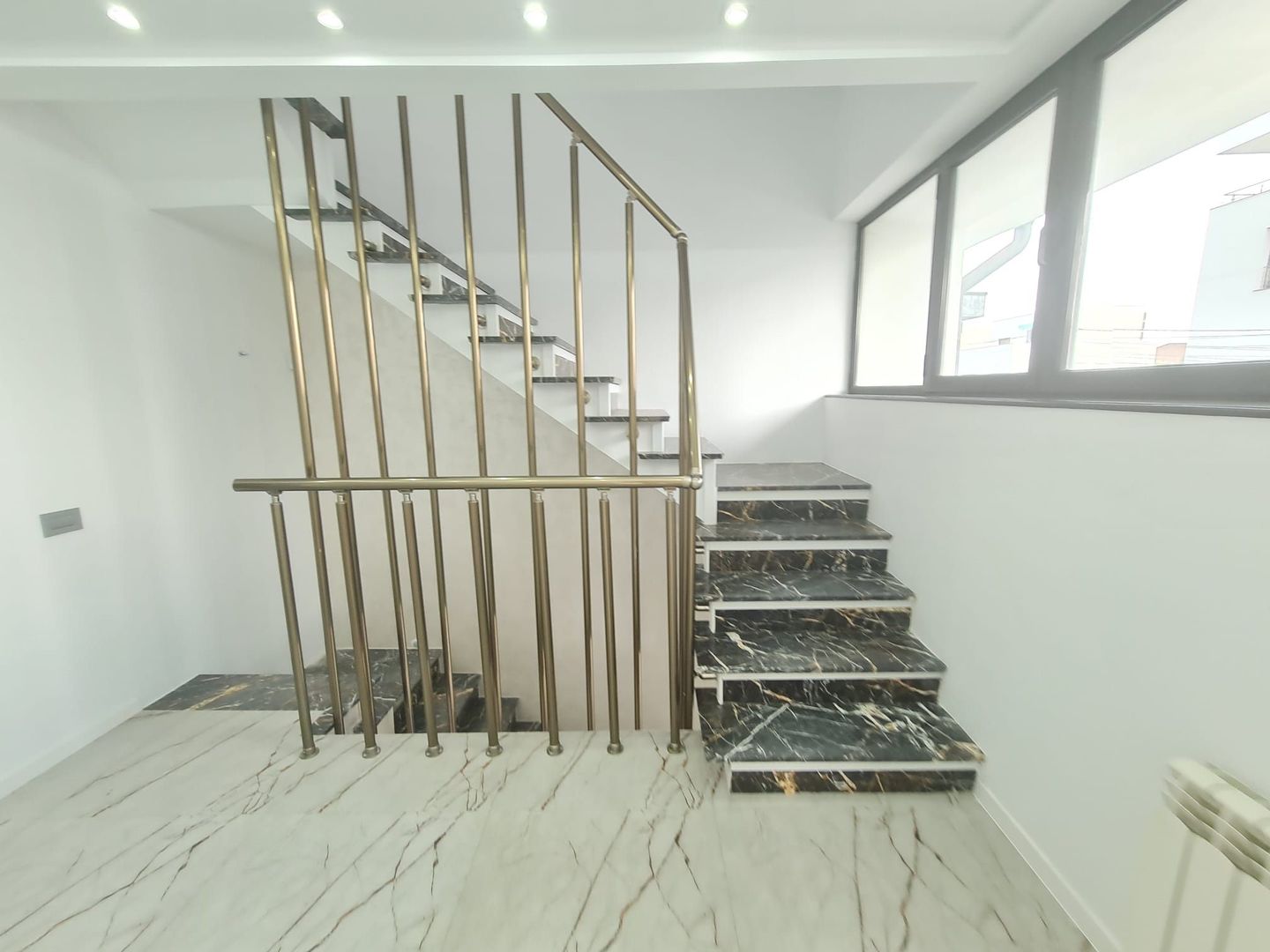 LUX | Casă Individuală | Iancu Nicolae | 10 camere - Poză 7