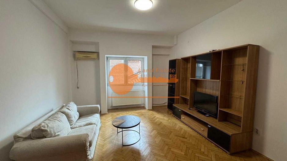 Închiriere apartament 3 camere 2 băi Universitate - Poză 2