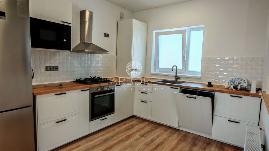 Vila 4 camere - 3 bai | Ideal pentru familie zona Otopeni pet friendly - Poză 1