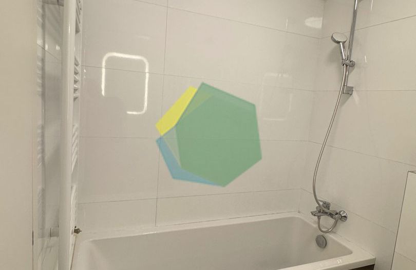 Vilă duplex moderna cu curte generoasa in Otopeni - Poză 9