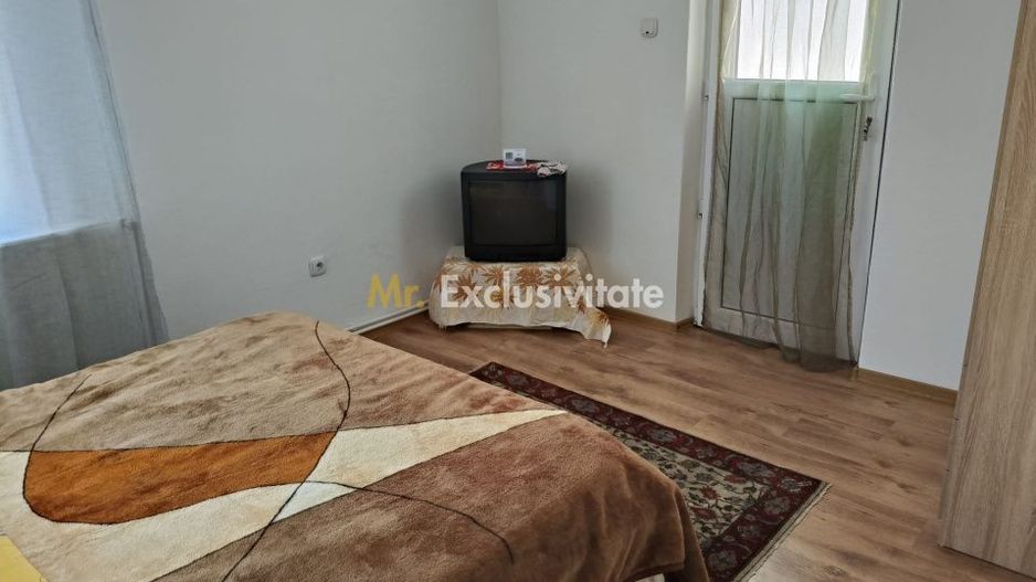 Vânzare apartament 2 camere Central Târgu Jiu etaj 2 - Poză 5