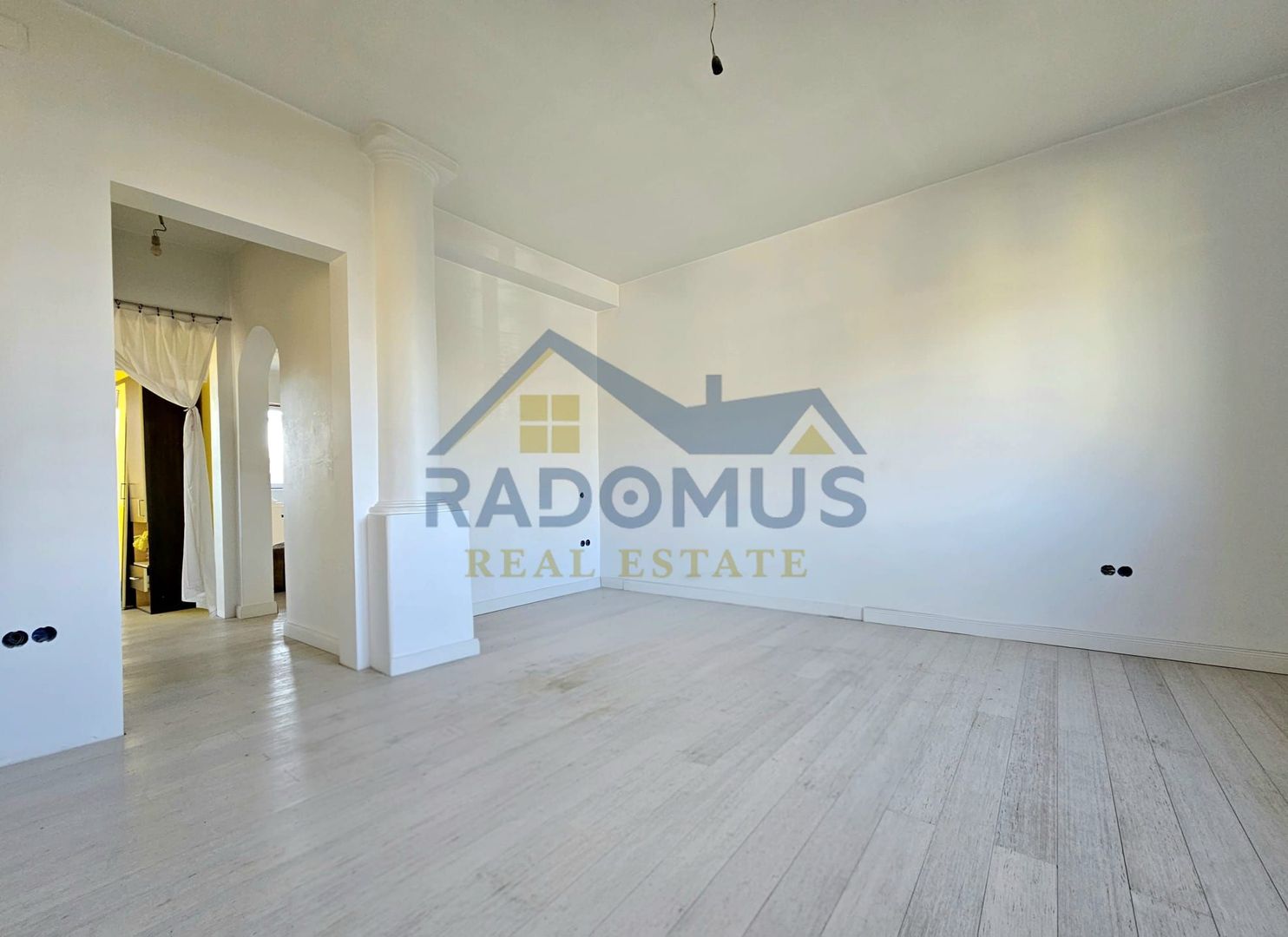 Ap. 4 cam. cu curte proprie+boxă– Str. Diligenței  - Central-Ploiești - Poză 2