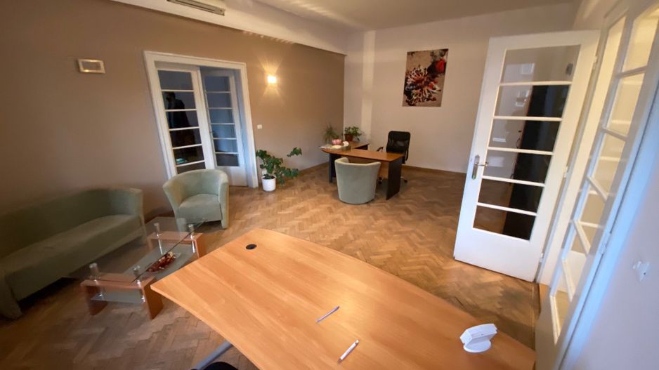 Spațiu de birouri de 143mp de închiriat în zona Central - Poză 2