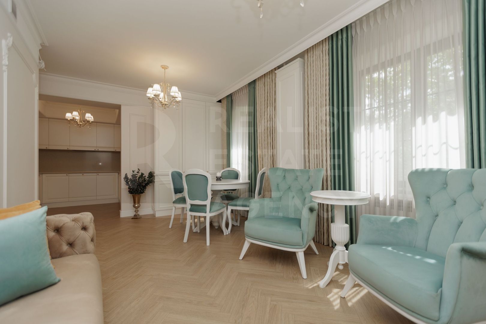 Vânzare, apartament, o cameră, str. Petru Rareș, Centru - Poză 3