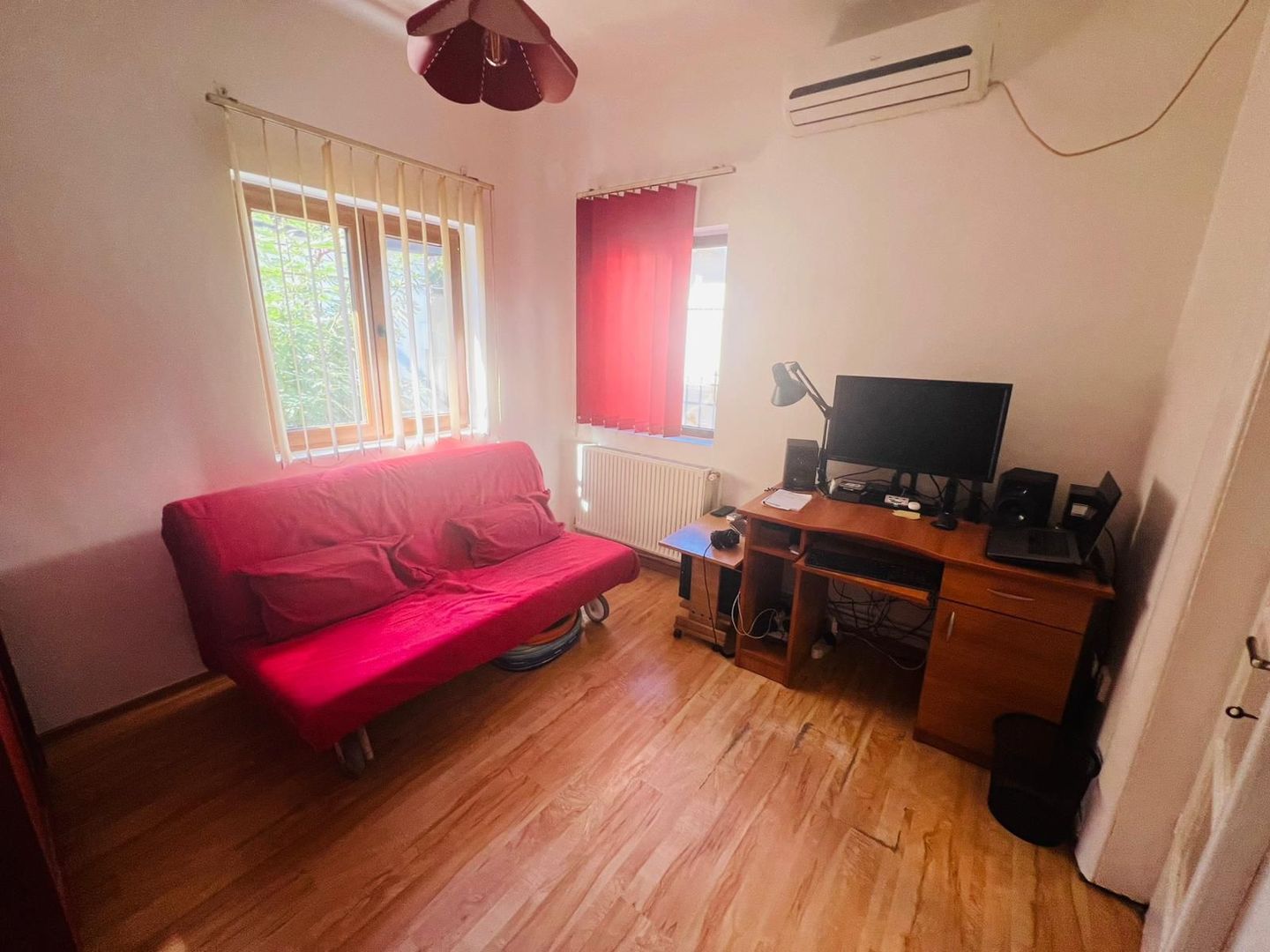 Apartament cochet cu 2 camere și curte individuală – Str. Măcelari - Poză 4