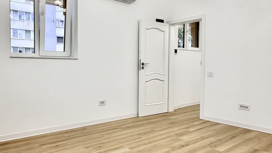 Casa de inchiriat, 3 camere, 3 bai, renovata, prima inchiriere. - Poză 15