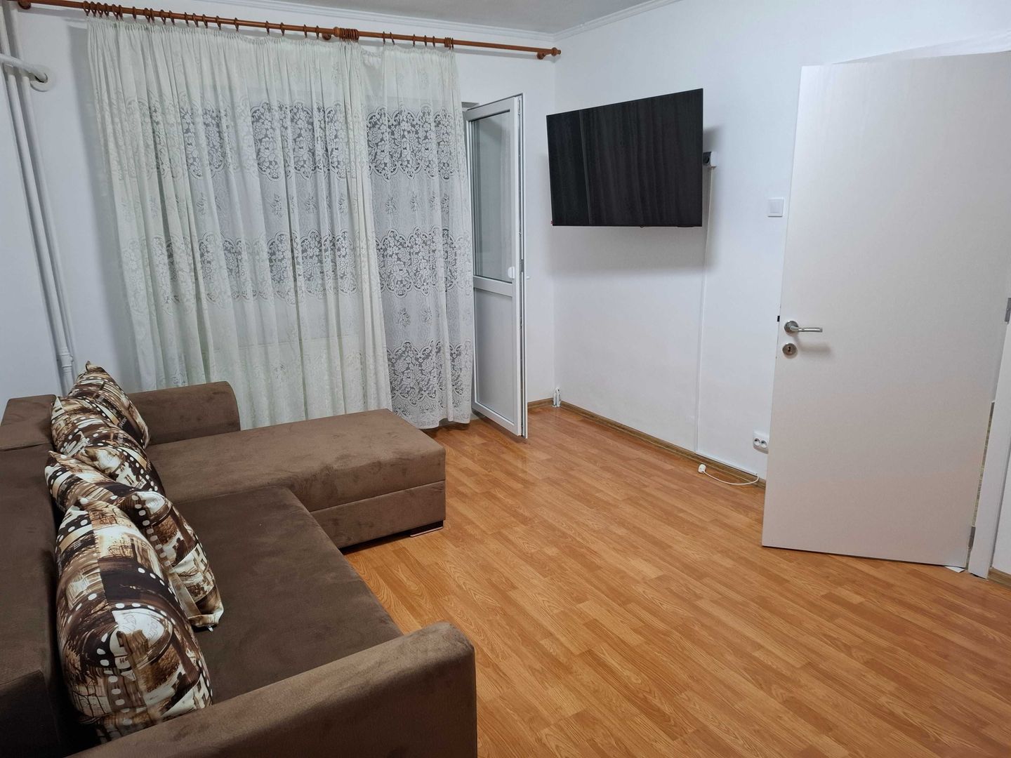 Inchiriere Apartament 2 Camere Dristor - Poză 1