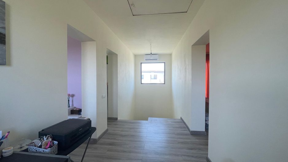 Casă individuală complet mobilată și utilată | Moșnița Nouă| - Poză 10