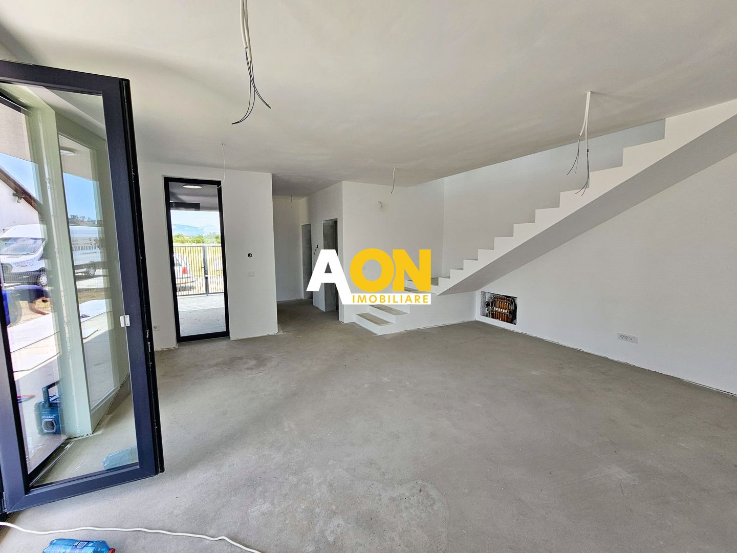 Casa moderna, 4 camere, semifinisata, 386 mp teren, zona Micesti - Poză 7