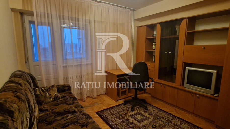 Apartament cu 4 camere | Decebal | 68 utili | Lift | Oradea - Poză 6