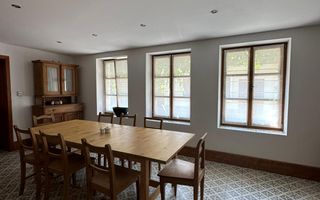 Casa saseasca CRISTIAN,amenajata LUX,pt turism,piscina,curte - Poză 26