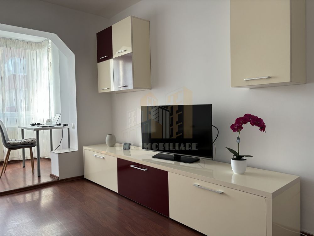 Apartament 3 camere Strada Vulturului Brasov - Poză 4