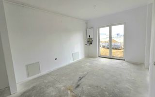 De vânzare apartament 2 camere ansamblu de locuinte Micro 9 in Satu Mare - Poză 3