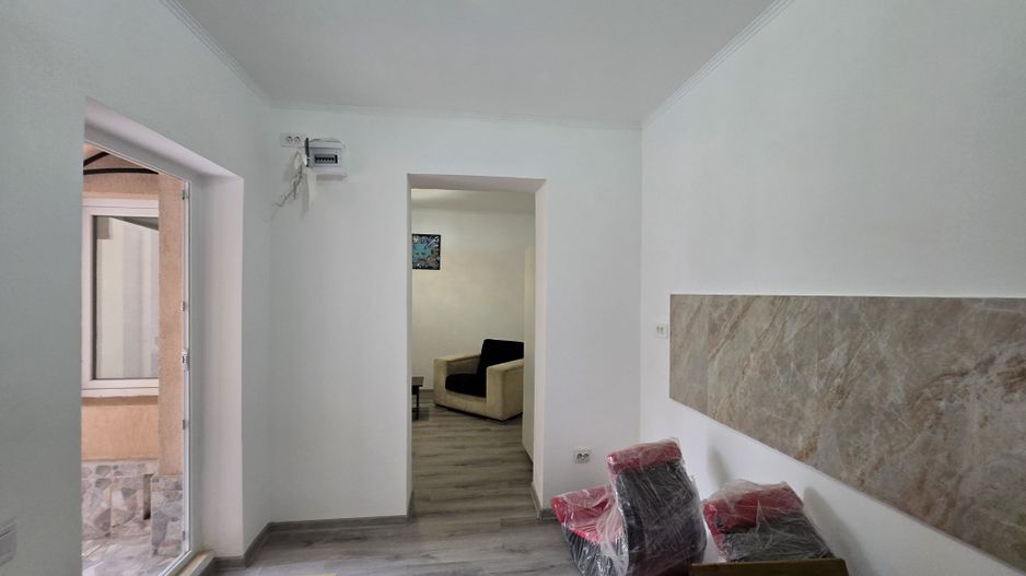 Casa renovata 105mp utili si curte libera 45mp -Eroii Revolutiei - Poză 14