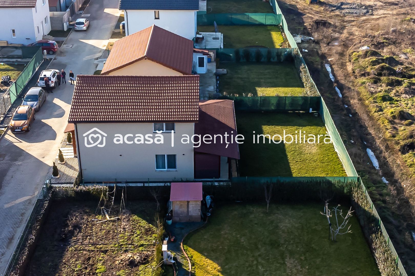 Casă cu mansardă, nouă, mobilată și utilată, în cartier Athena - Poză 11