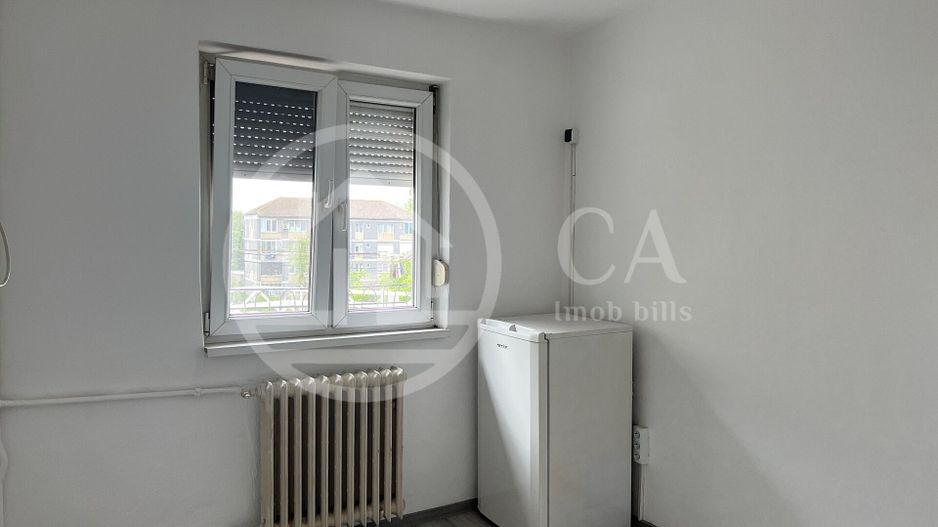 Garsoniera de vanzare in zona Rogerius Oradea - Poză 1