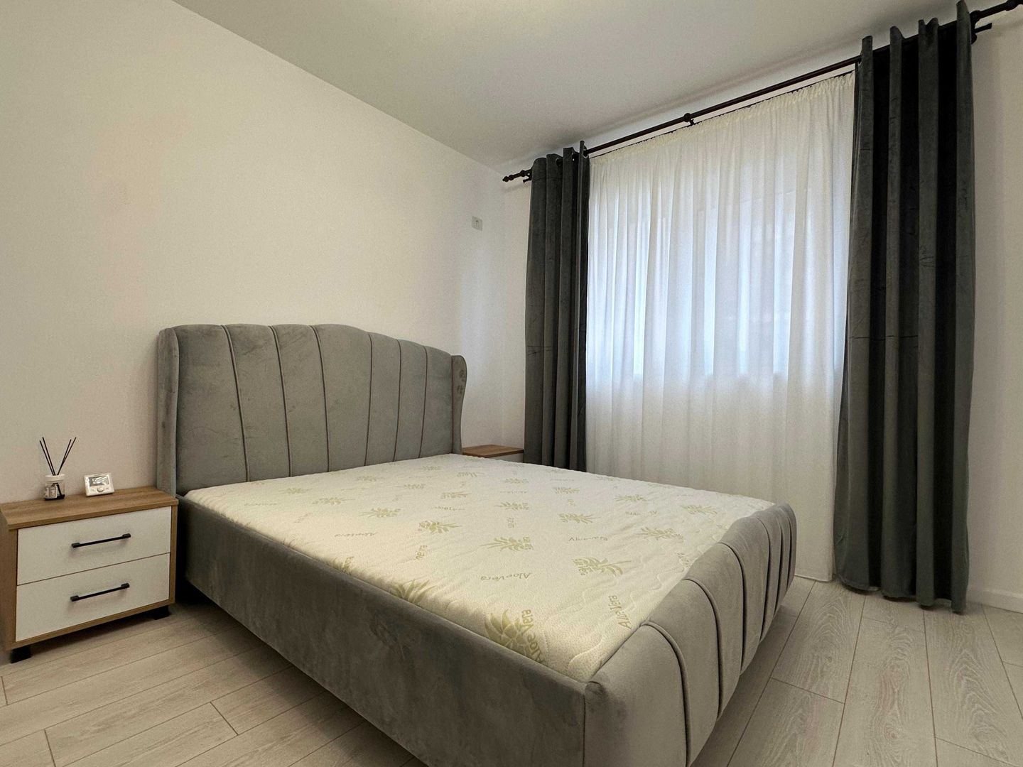 Apartament 2 camere de închiriat Apărătorii Patriei - Poză 4