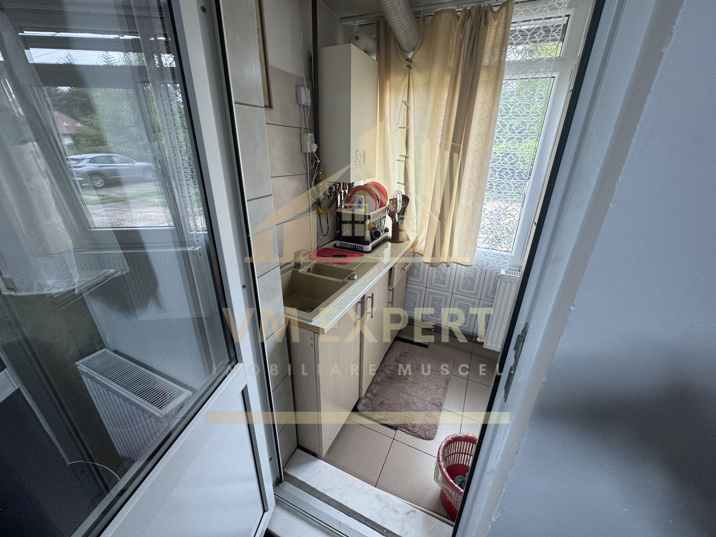 APARTAMENT 2 CAMERE PARTER CAMPULUNG GRUI - Poză 15