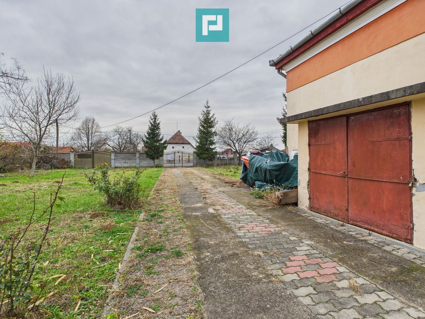 CONAC IMPRESIONANT ÎN GHIOROC - Poză 20