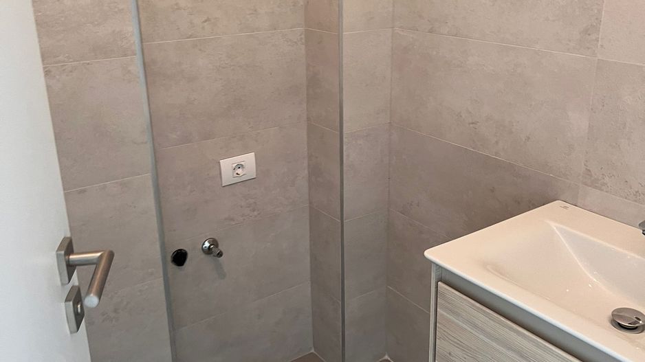 Apartament 1 camera la prima inchiriere - Poză 8