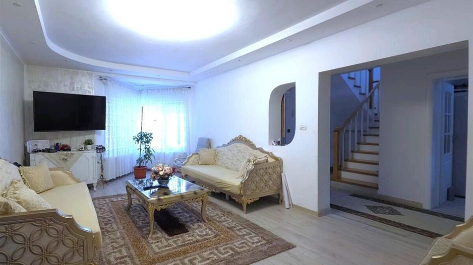 Techirghiol - Centru, casa tip duplex P+M, lot 293 mp si 154 mp utili! - Poză 26