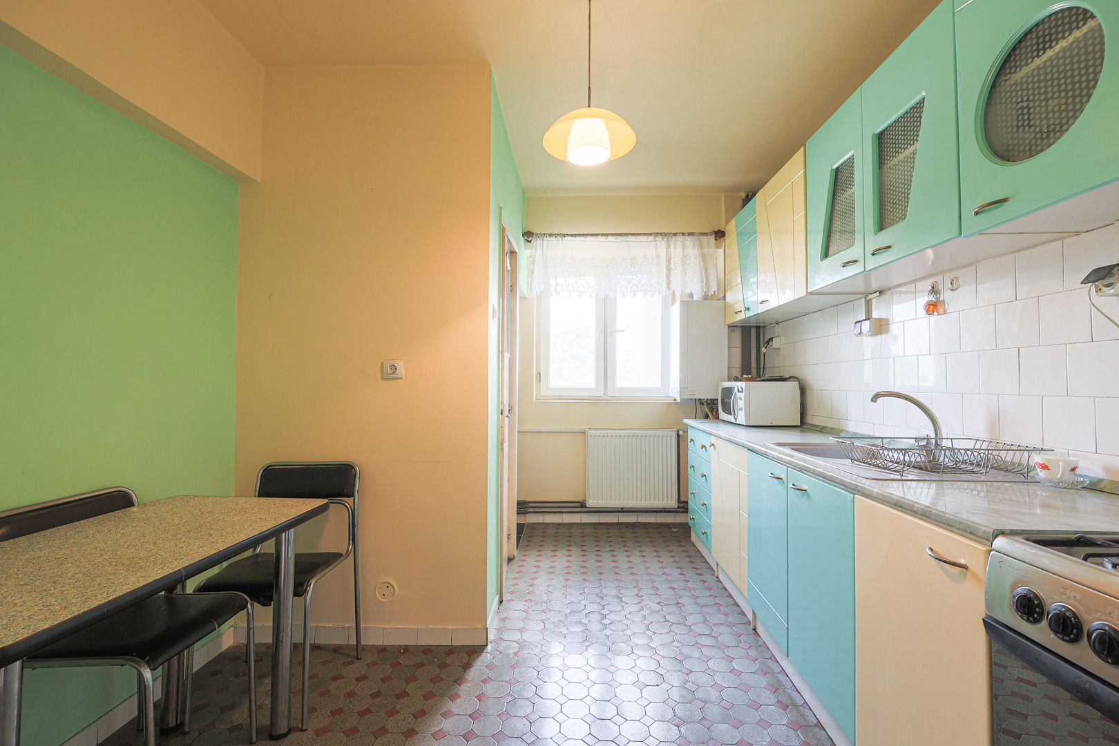 Rezervat Apartament decomandat cu 3 camere in zona spitalului - Poză 2