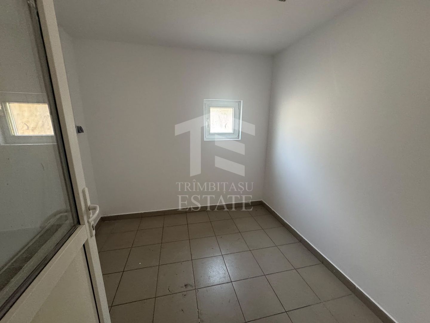 Spatiu Comercial Stradal Calea Vacaresti | VAD Vitrina 8 m - Poză 9