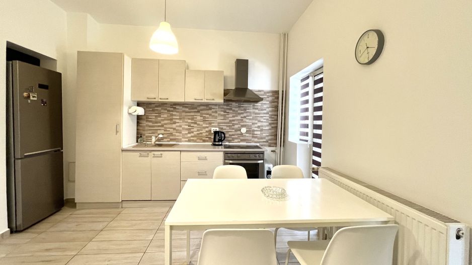 Apartament deosebit cu 3 camere, garaj, cu vedere unică la râul Bega - Poză 10