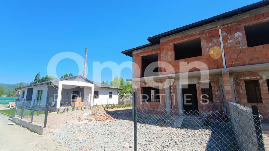 Duplex | La roșu | Zonă liniștită | Curte proprie - Poză 3