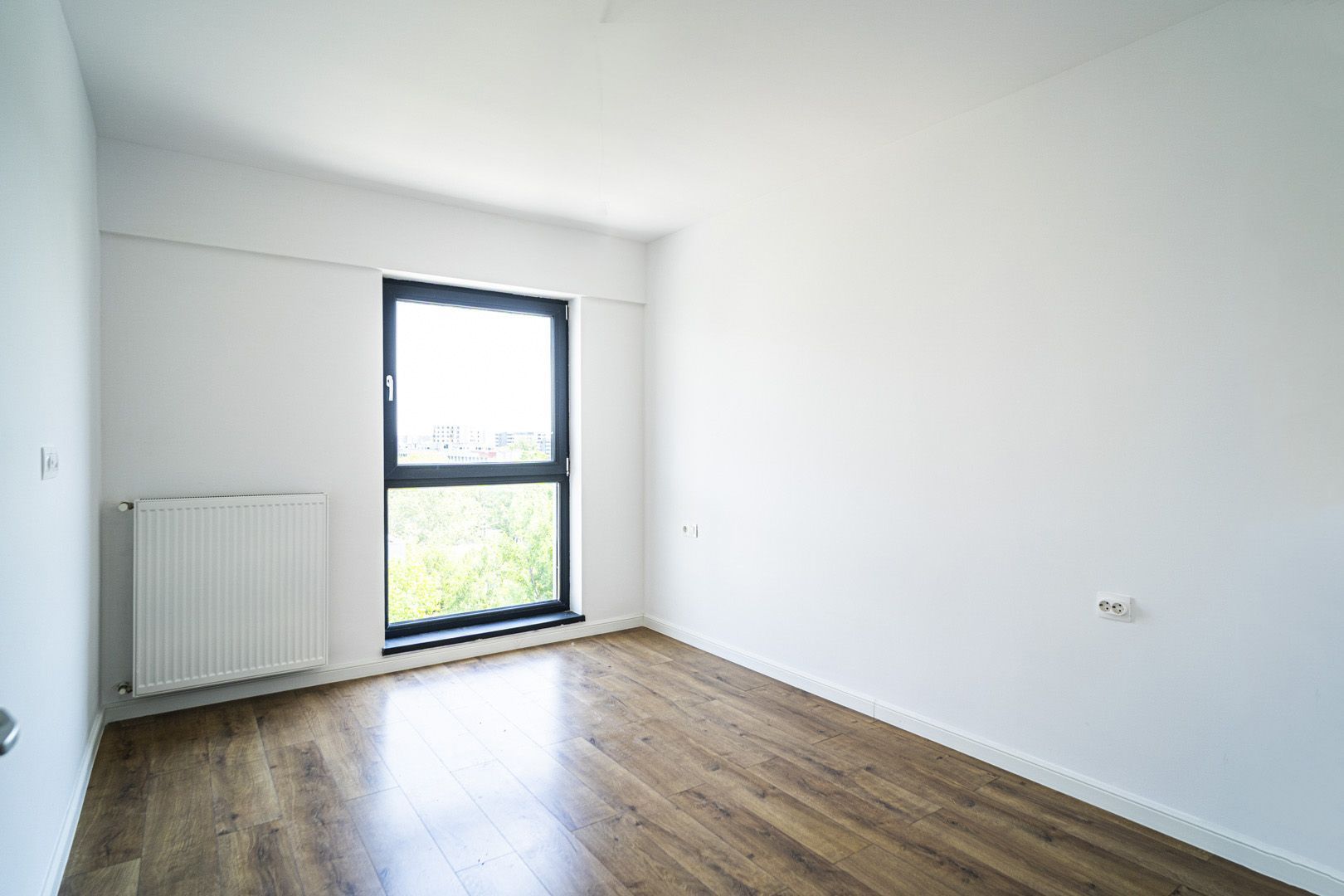 2 Camere, bucatarie inchisa, 58.2 mp, Bloc NOU, FINALIZAT, metrou langa bloc - Poză 6