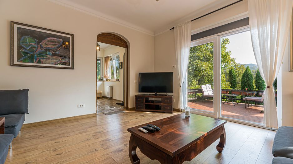 Vila de lux,  de inchiriat! Drumul Poienii! - Poză 44