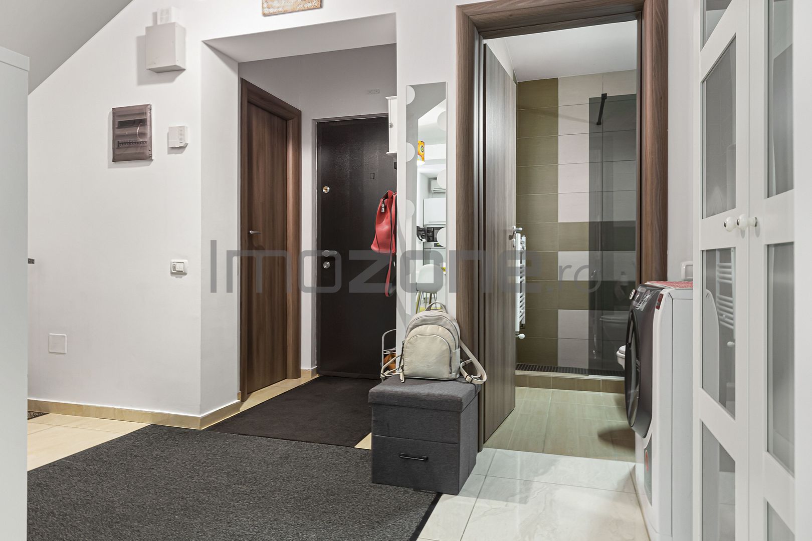 Ghencea, Casa Spatioasa cu 4 Camere, 158 mp, Nemobilata, Curte Amenajata - Poză 17