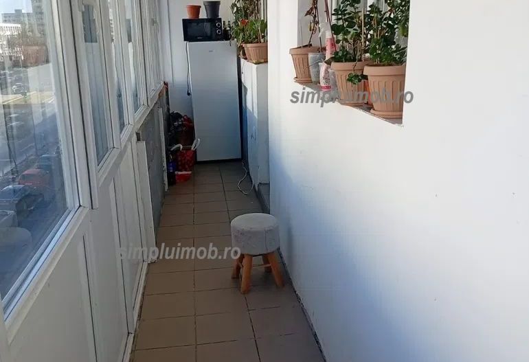 Decomandat Renovat 3 Camere Pantelimon - Poză 4