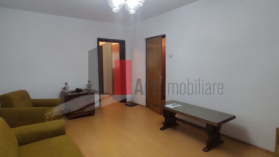 Apartament cu 3 camere de vanzare in zona Dorobanti (Ocazie) - Poză 1