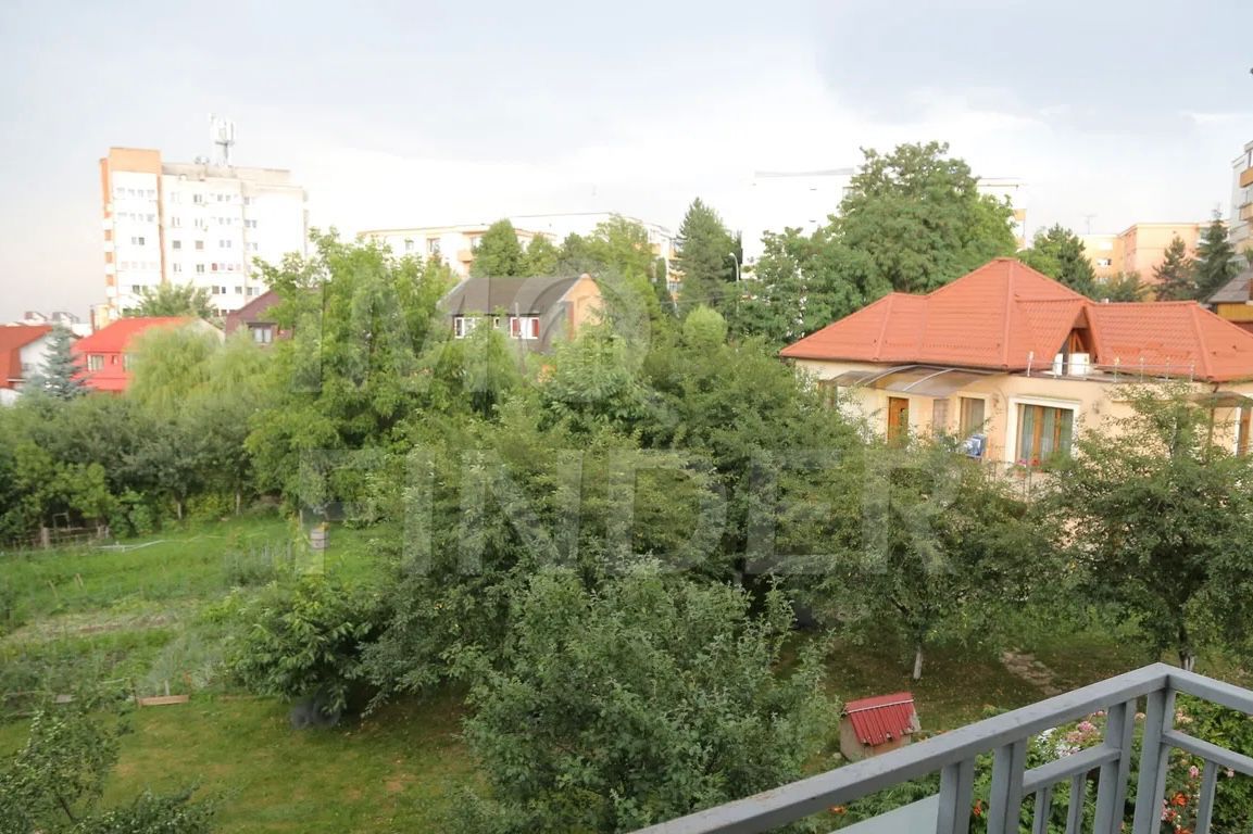 Apartament cu 3 camere în Zorilor strada Rapsodiei - Poză 8
