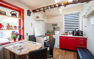 CASA DE VANZARE EPISCOPIA 1450 MP TEREN - Poză 2