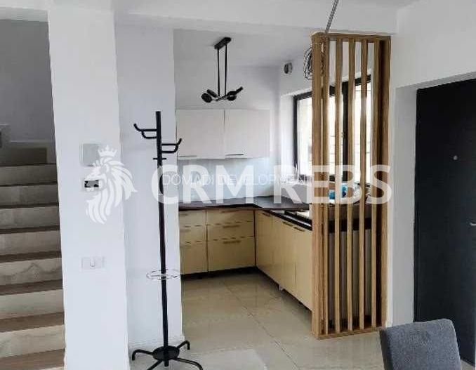 Casa tip triplex cu gradina privata si 2 locuri de parcare incluse - Poză 4