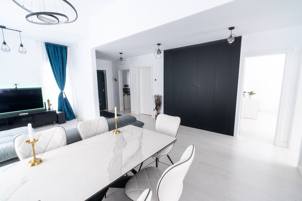 Casa deosebita cu finisaje premium si gradina privata Tunari - Poză 2