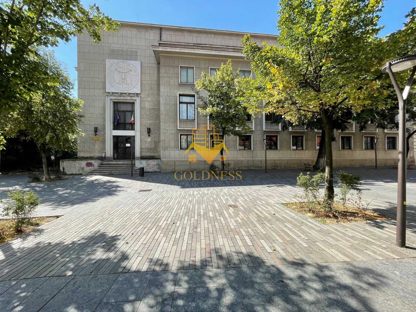 Casă 3 camere, Mihail  Kogalniceanu, Zona Ultracentrală, Curte 240 mp - Poză 1