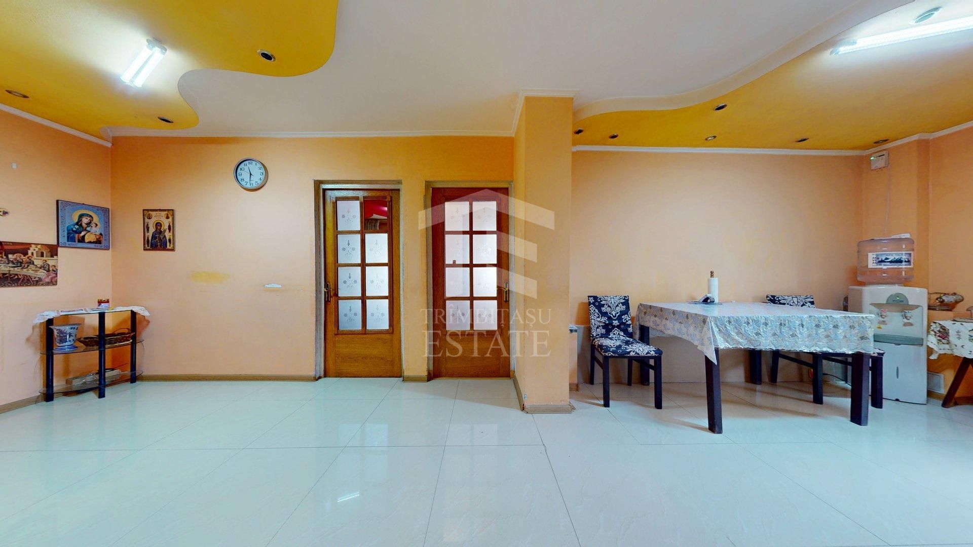 Apartament 4 camere– Zona Teiul Doamnei - Poză 3