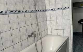 Apartament cu 2 camere, balcoane și condiționare - Poză 6