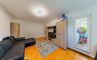 Apartament 2 camere, zona 300, decomandat, etaj 1 - Poză 3