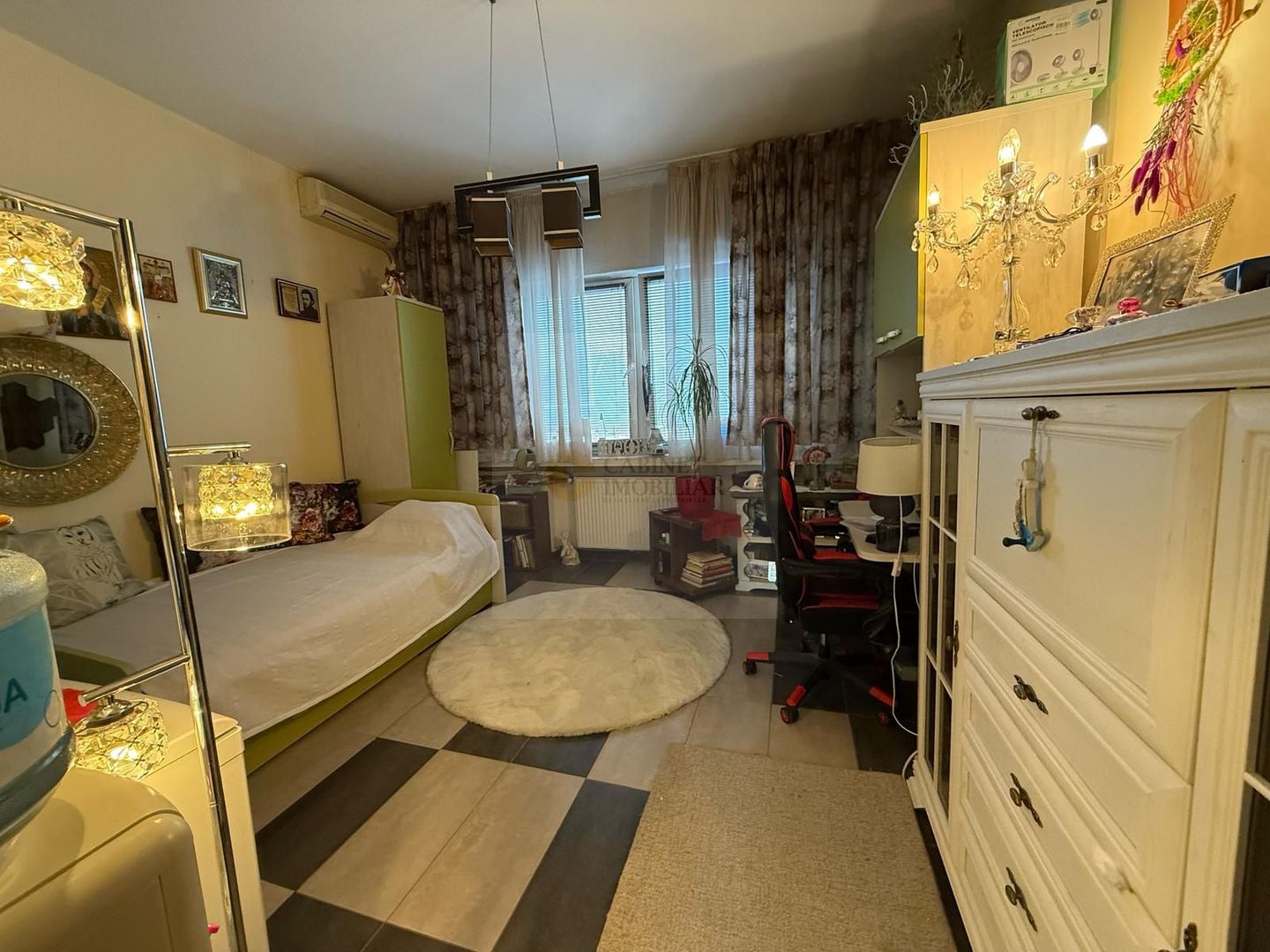 Bulevard General Gheorghe Magheru | Garsoniera - Poză 1