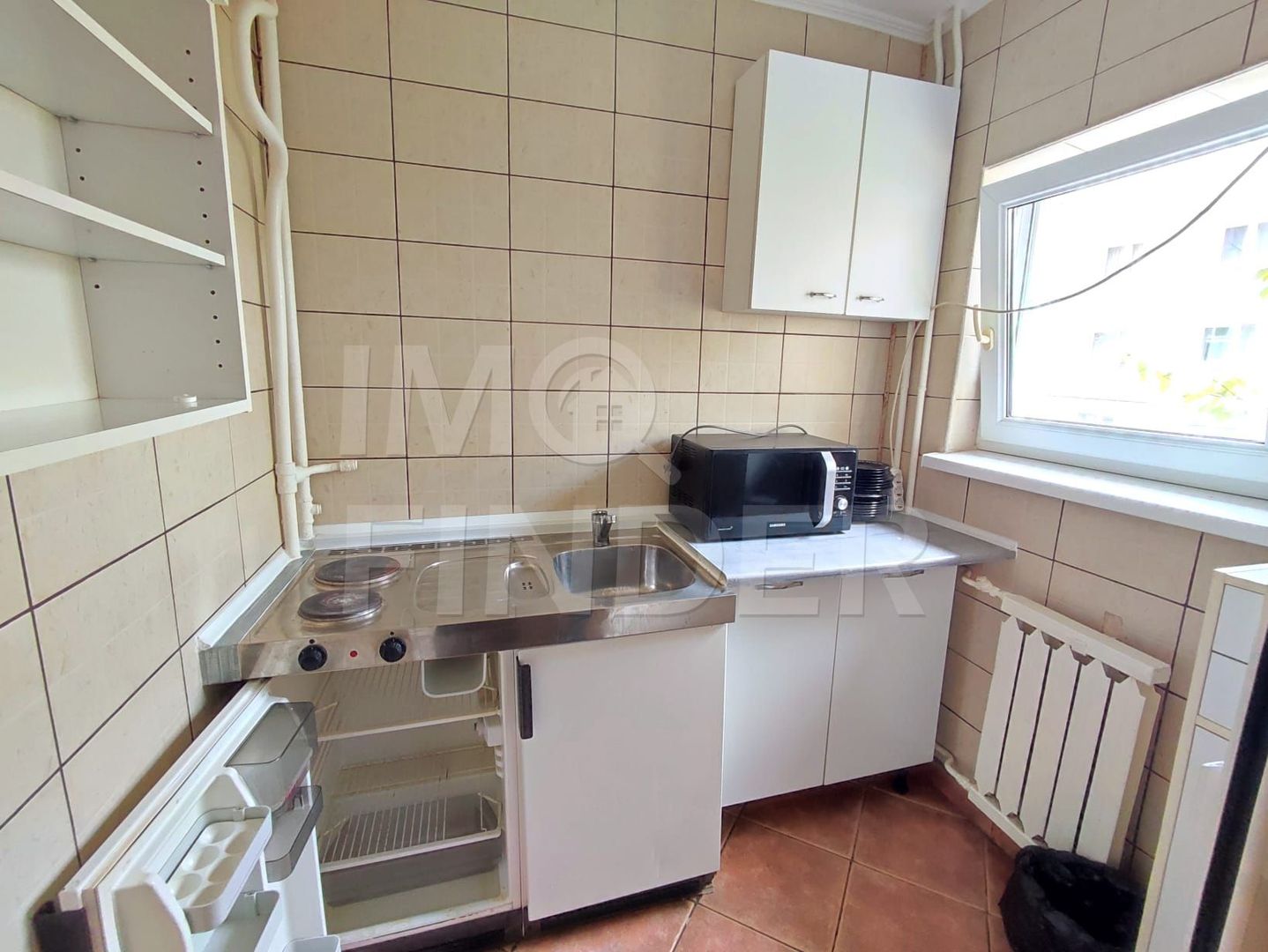 TOP-  Investitie Garsoniera etajul 1 Pasteur zona UMF - Poză 4