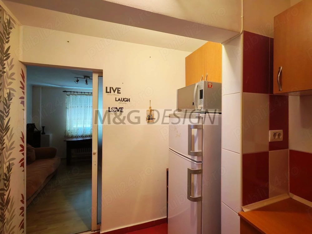 Garsoniera zona Buziasului etaj 2 - Poză 6