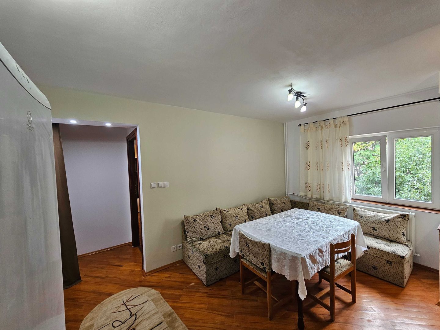 Inchiriere apartament 2 camere Lacul Tei - Poză 5