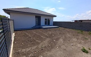 Sanandrei Casa Individuala Pe Parter, 3 Cam, Drum Asfaltat. Toate Utilitatiile - Poză 2