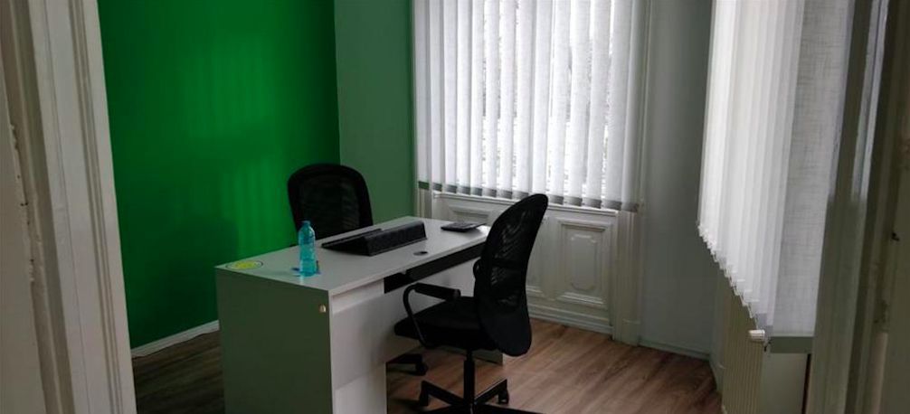 Spatiu generos pentru birouri - Poză 4