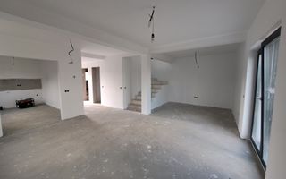 Casa Sibiu, Cristian 4 camere, 2 bai, Casa intabulata - Poză 10