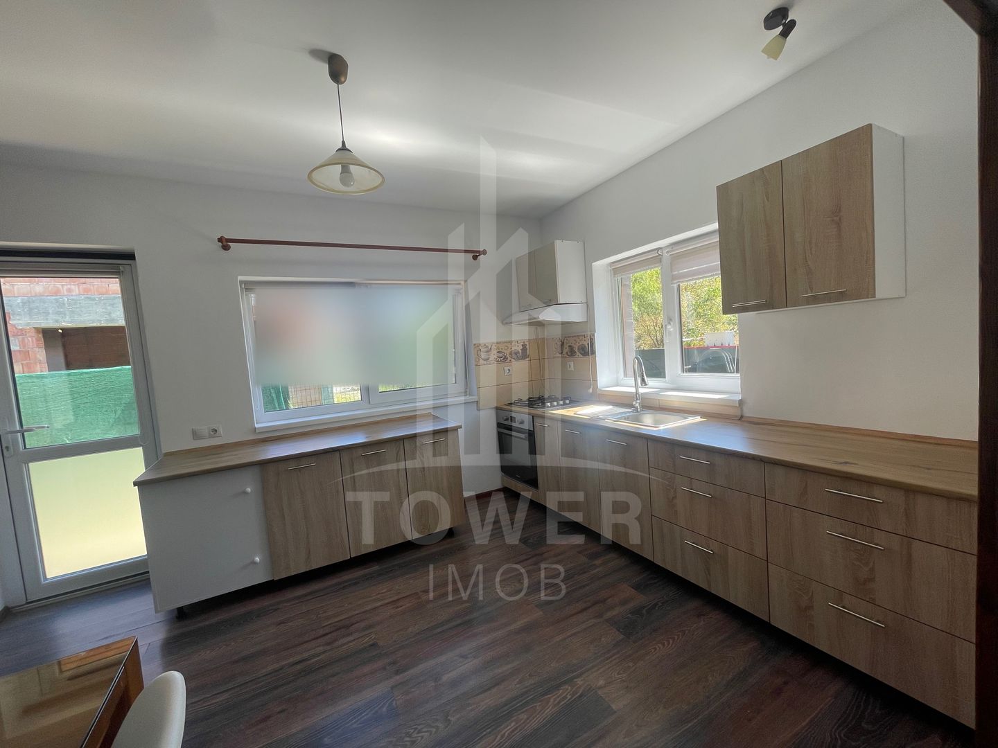 Casa individuala cu etaj - 125 mp utili-zona Belvedere - Poză 3